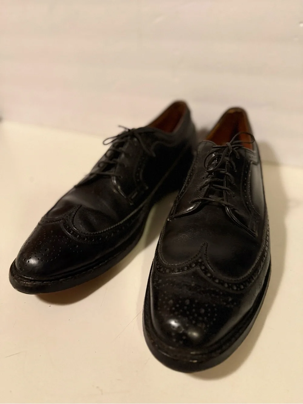VTG 1967 Florsheim Imperial  Black Long Wing Wingtips 12 B Cat’s Paw Heels .